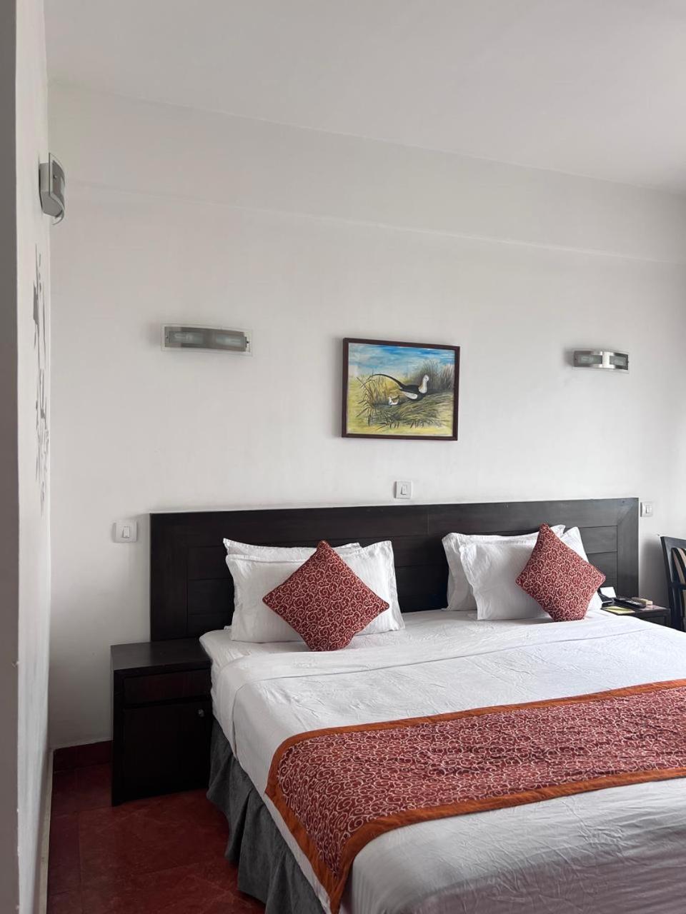 วอเตอร์ฟรอนต์ รีสอร์ต บาย เคจีเอช กรุ๊ป Hotel โพคารา ภายนอก รูปภาพ