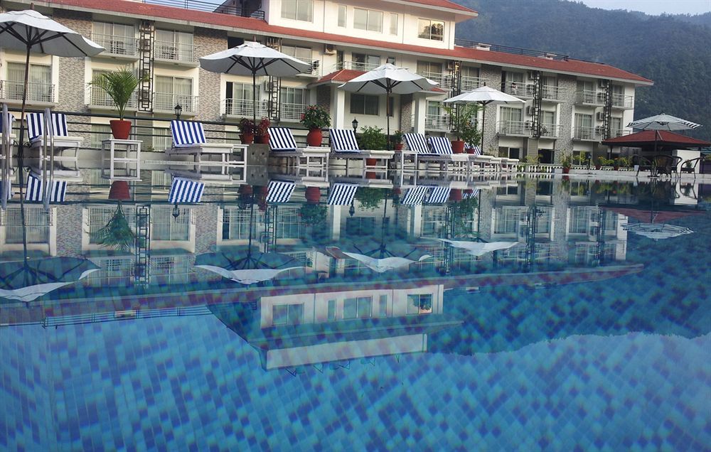 วอเตอร์ฟรอนต์ รีสอร์ต บาย เคจีเอช กรุ๊ป Hotel โพคารา ภายนอก รูปภาพ