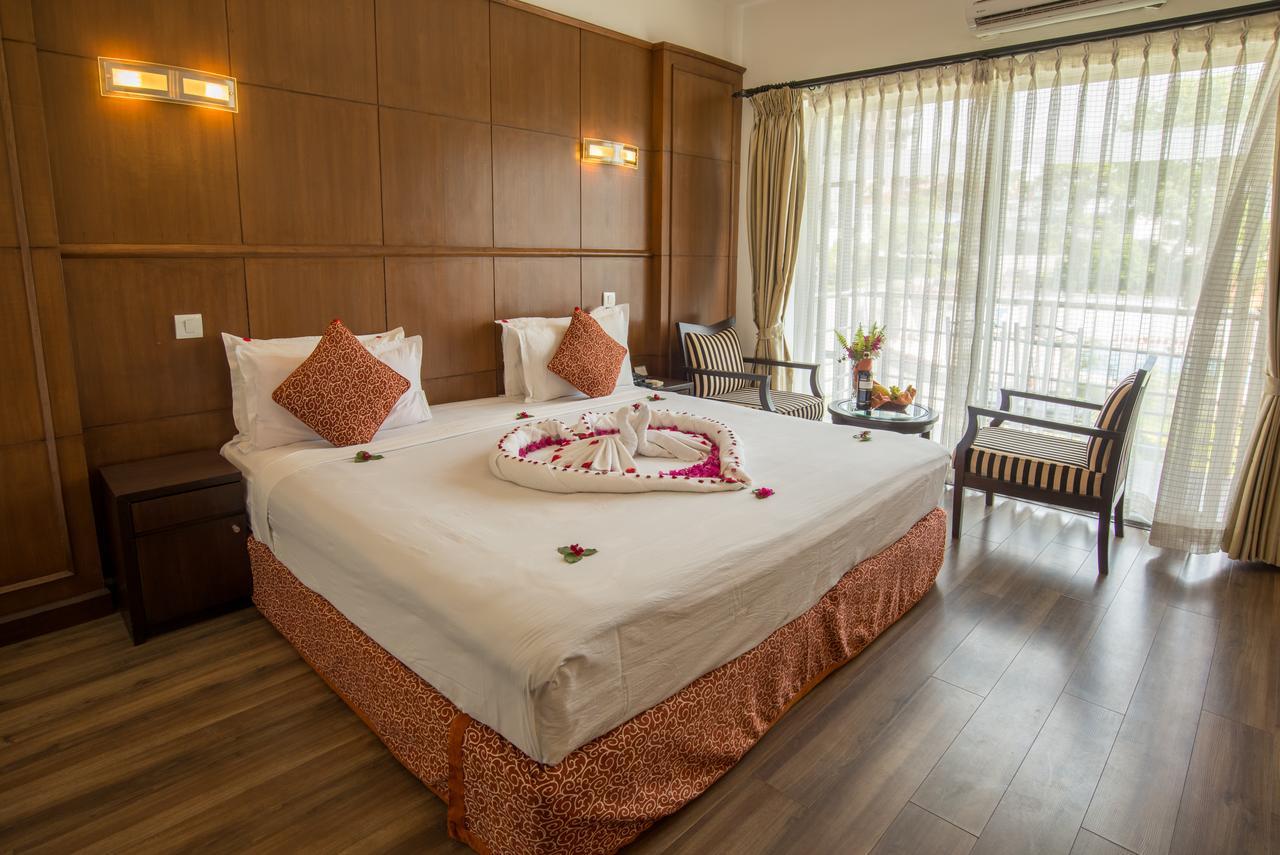 วอเตอร์ฟรอนต์ รีสอร์ต บาย เคจีเอช กรุ๊ป Hotel โพคารา ภายนอก รูปภาพ