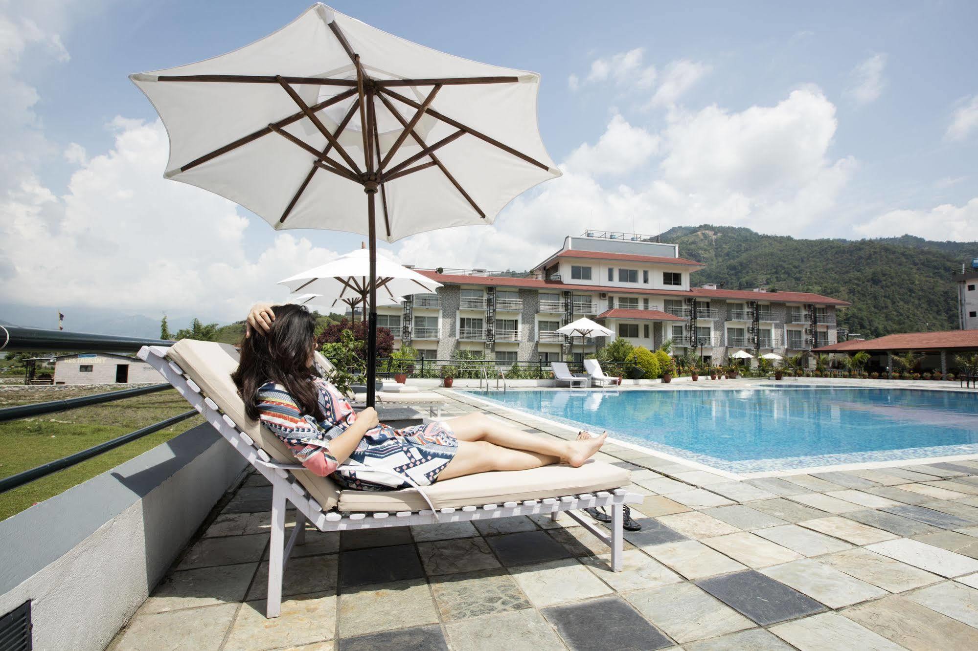 วอเตอร์ฟรอนต์ รีสอร์ต บาย เคจีเอช กรุ๊ป Hotel โพคารา ภายนอก รูปภาพ